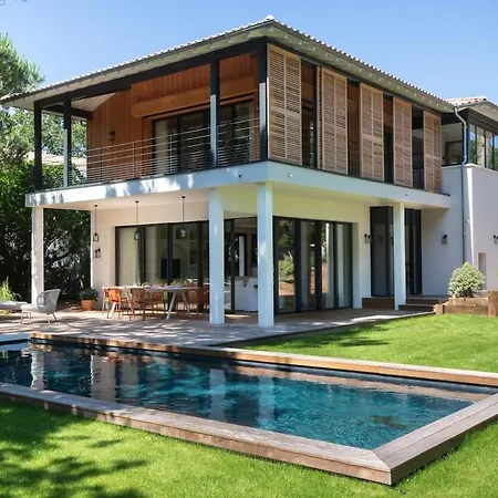 New With Pool, On Foot * La Teste-de-Buch