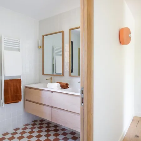 New With Pool, On Foot Apartamento